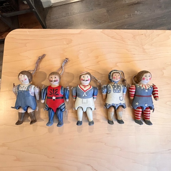 Set of 5 Vintage Ceramic Holiday Ornaments - Picture 1 of 8